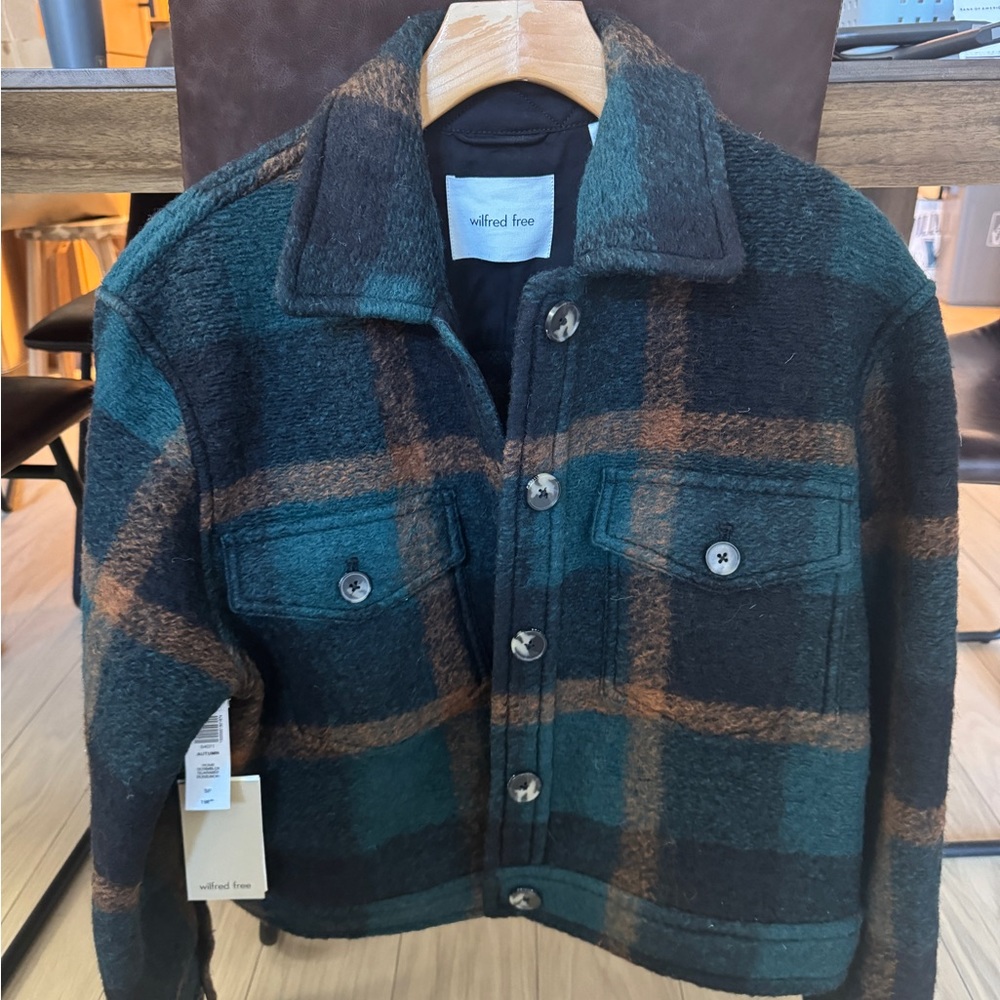 Aritzia Wilfred Free Shirt Jacket